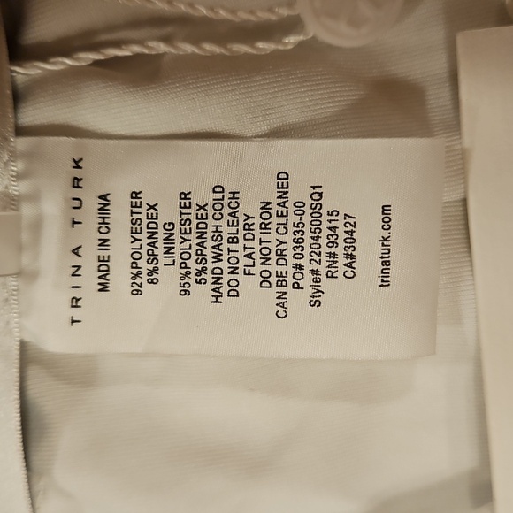 💕TRINA TURK💕 Idol Shorts ~ All That Glitters Sequin White XL NWT - Picture 12 of 12